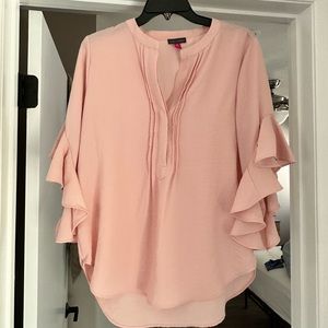 Vince Camuto medium size frill sleeve blouse. No tag however never worn.